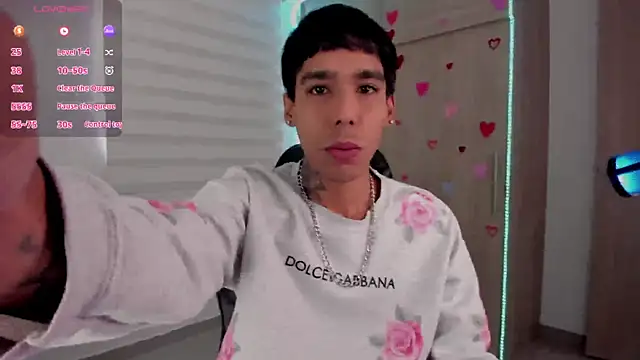 aldrinwhite online show from February 8, 2025, 2:05 pm