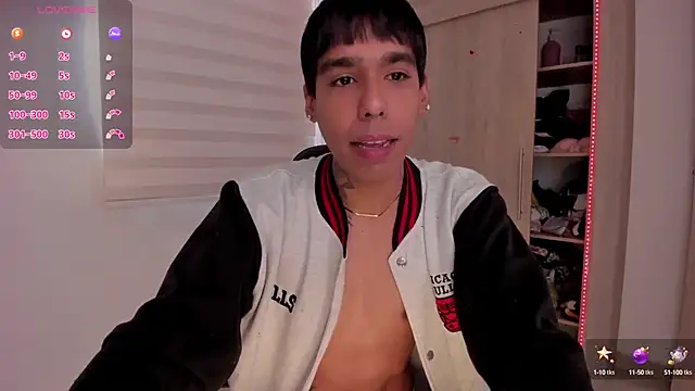 aldrinwhite online show from February 17, 2025, 6:15 pm