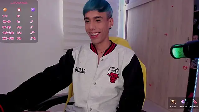 aldrinwhite online show from March 12, 2025, 7:06 pm