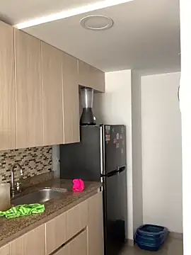 aldrinwhite online show from March 20, 2025, 4:09 pm