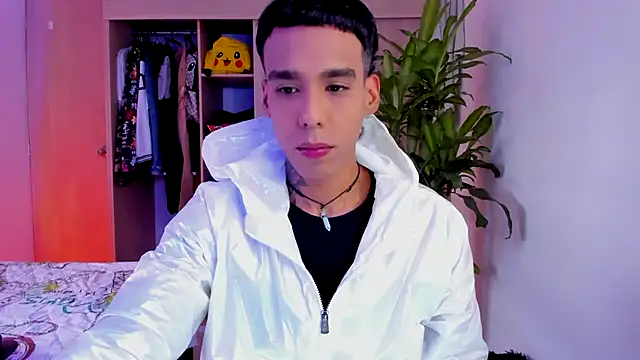 aldrinwhite online show from November 29, 2025, 8:23 pm