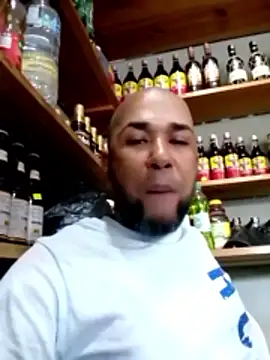 Frankie0880 online show from June 12, 2026, 8:08 pm