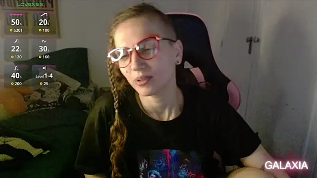 galaxiaa23 online show from April 21, 2026, 6:01 pm