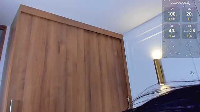 Chrishell  online show from December 9, 2024, 1:18 am