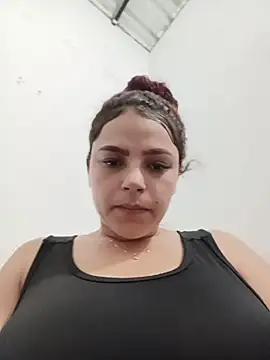 Snapshot of Mommy-Hot chatting on May 13, 2026, 1:03 am Mommy-Hot online show from May 13, 2026, 1:03 am