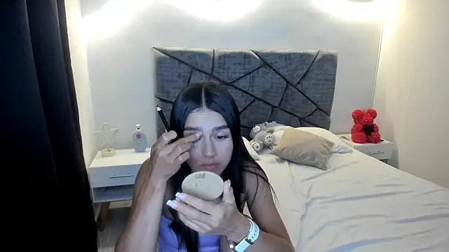 cloe fox online show from March 7, 2026, 7:27 am