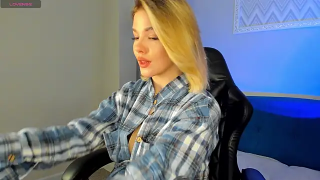 Anna Robinson online show from March 5, 2025, 8:21 am