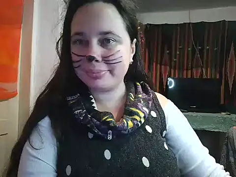 Cora Maro online show from November 5, 2025, 1:11 pm