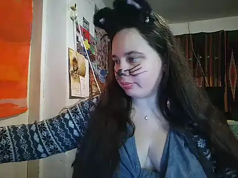 Cora Maro online show from November 6, 2025, 1:56 pm