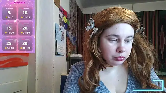 Snapshot of Cora_Maro chatting on April 30, 2026, 12:11 pm Cora Maro online show from April 30, 2026, 12:11 pm