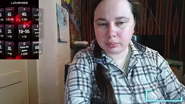 Snapshot of Cora_Maro chatting on April 30, 2026, 11:20 pm Cora Maro online show from April 30, 2026, 11:20 pm