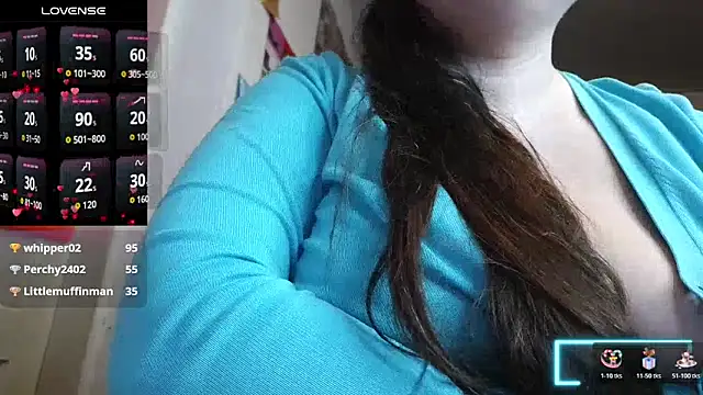 Snapshot of Cora_Maro chatting on June 4, 2026, 2:50 am Cora Maro online show from June 4, 2026, 2:50 am