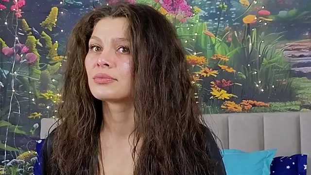 MadameDeFeu online show from February 11, 2025, 9:09 am