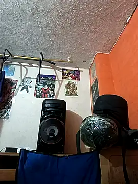 Snapshot of Mich_Stev9524 chatting on December 21, 2025, 1:46 am Mich Stev9524 online show from December 21, 2025, 1:46 am