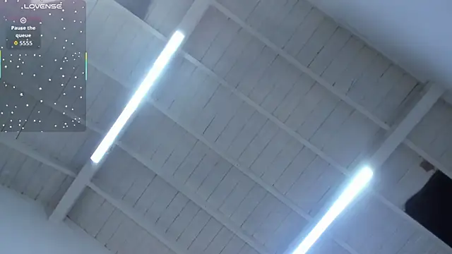 AbigailWilliams  online show from September 15, 2025, 11:21 am