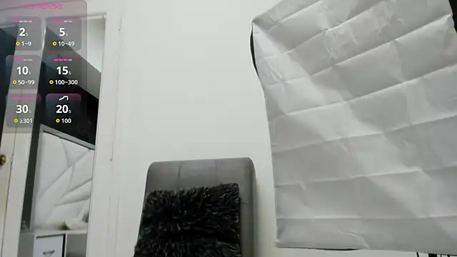 AbigailWilliams  online show from December 3, 2025, 11:08 am