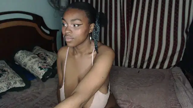 lyssyhorny online show from March 2, 2026, 2:03 am