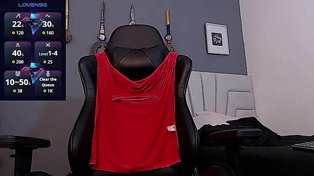 Snapshot of AndyBlass chatting on September 12, 2025, 3:17 am AndyBlass online show from September 12, 2025, 3:17 am