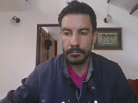 Snapshot of elkike1980 chatting on April 22, 2026, 2:29 pm elkike1980 online show from April 22, 2026, 2:29 pm