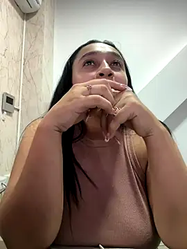 cata megan online show from December 3, 2024, 7:32 am