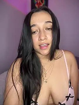 cata megan online show from March 10, 2025, 3:52 pm