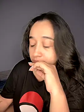 cata megan online show from December 5, 2025, 1:14 am