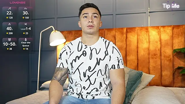 Ryan Hunt online show from February 6, 2025, 12:59 pm