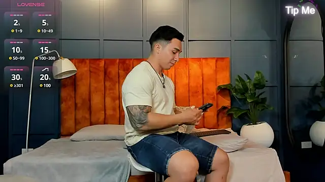 Ryan Hunt online show from February 11, 2025, 3:51 pm