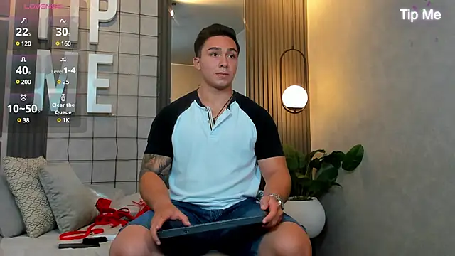 Ryan Hunt online show from February 16, 2025, 6:32 pm