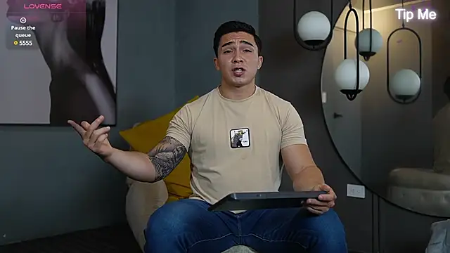 Ryan Hunt online show from March 2, 2025, 6:40 pm