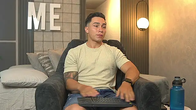 Ryan Hunt online show from September 16, 2025, 12:06 pm