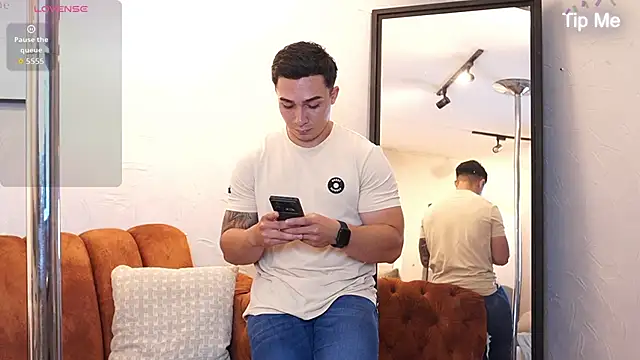 Ryan Hunt online show from November 17, 2025, 10:26 pm