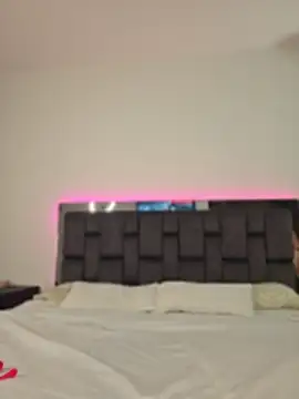 Sthef Castle online show from March 19, 2026, 12:20 pm