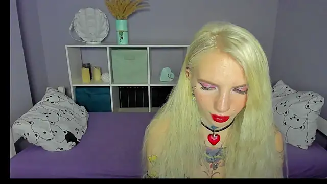 AnneTenet online show from February 14, 2025, 10:28 am