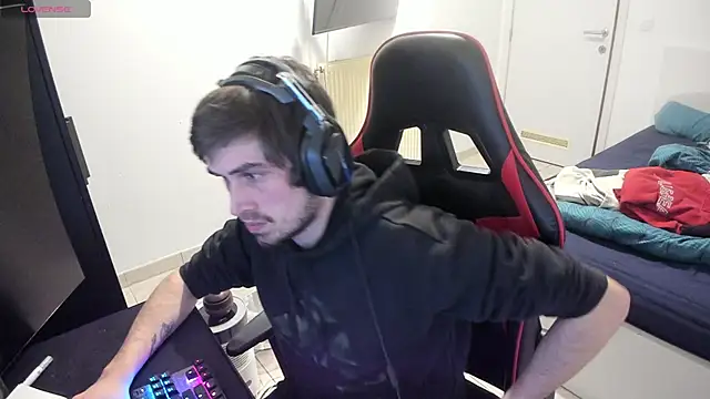 AnusPlayer online show from December 3, 2024, 6:06 pm