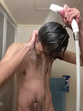 ryusei18570 online show from February 13, 2025, 2:42 pm