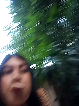 Julix A online show from January 4, 2025, 9:31 pm