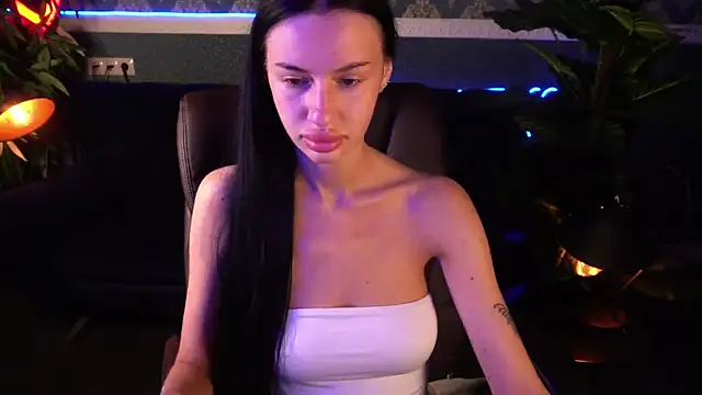 Snow WhiteeeX online show from September 10, 2025, 5:40 am