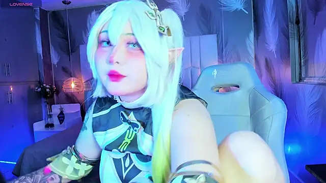 AHRI LEE online show from January 1, 2025, 1:26 am