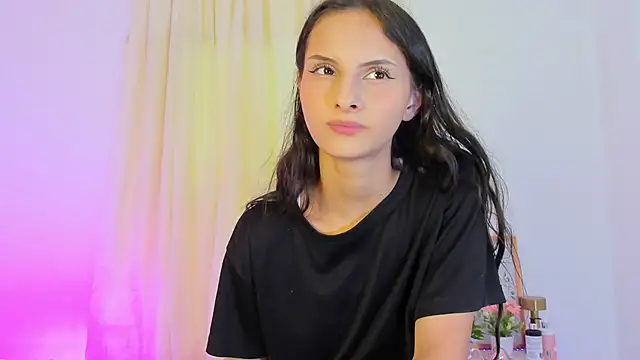 ninaht online show from March 6, 2026, 9:22 pm