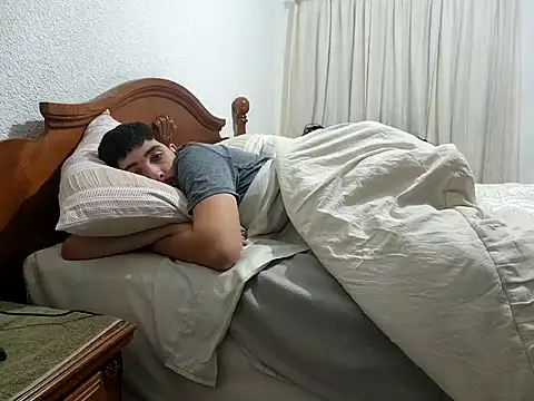 hornycollegestudenthung online show from January 8, 2025, 5:27 am