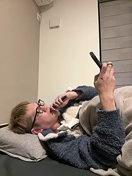 kensnb online show from March 22, 2026, 7:50 pm