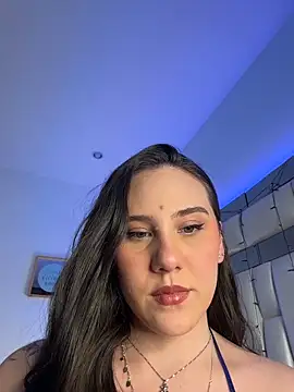  ISABELLA HOT  online show from April 15, 2026, 8:09 pm