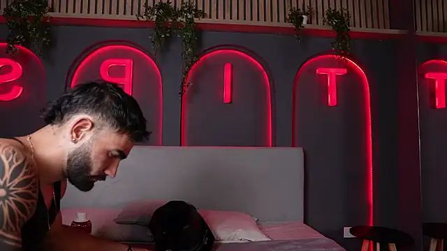 Austin bolt online show from October 30, 2025, 3:19 am