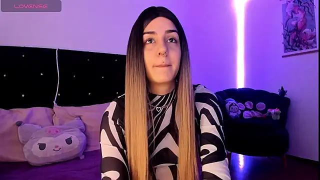 Alice woodville online show from December 1, 2024, 6:52 pm