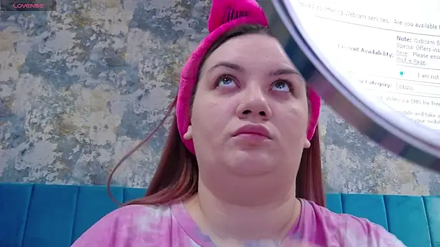 MelanieBrownn online show from December 28, 2024, 2:33 am