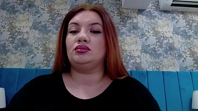 MelanieBrownn online show from January 5, 2025, 1:03 am