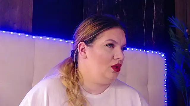 MelanieBrownn online show from March 8, 2026, 6:28 am