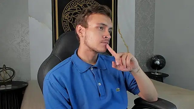 Desmon Clark online show from January 21, 2025, 7:39 pm