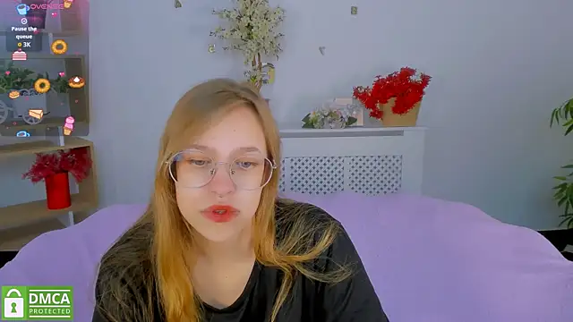 LayriantaVee online show from September 10, 2025, 6:02 am